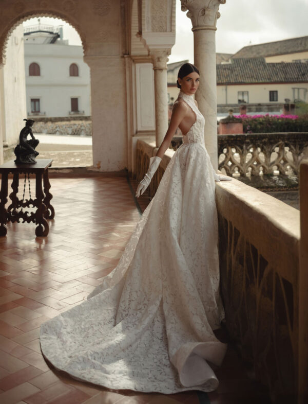 berta-2026-26-08-schiena-scoperta Abito da sposa Berta 26-08