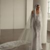 berta-privee-2027-26-p107-velo-sposa-strascico Abito da sposa Berta Privee 26-P107