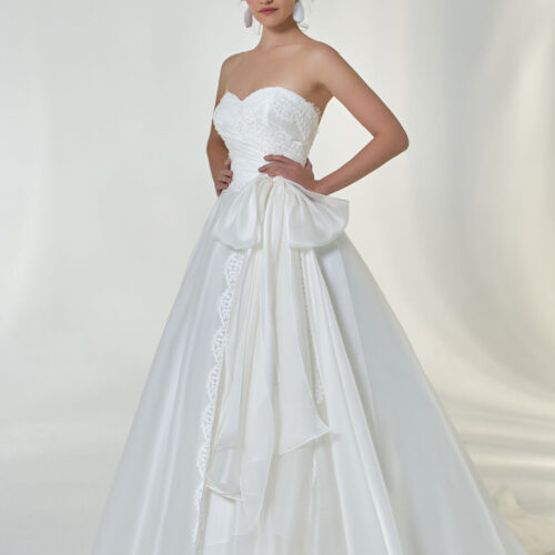 elisabetta-polignano-2026-lamar-fiocco Abito da sposa Elisabetta Polignano Lamar