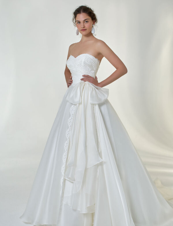 Abito da sposa Elisabetta Polignano Lamar