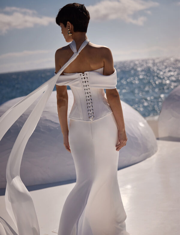 milla-nova-2026-floriane-corsetto-lacci-retro Abito da sposa Milla Nova Pearl of the Season Floriane