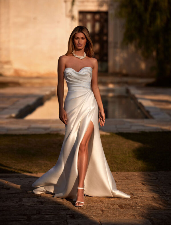 milla-nova-chapter-bride-fiorella Abito da sposa Milla Nova Chapter Bride Fiorella