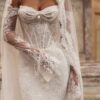 millanova-dart-botticella-velo-pizzo-lungo Abito da sposa Milla Nova D'Art Botticella