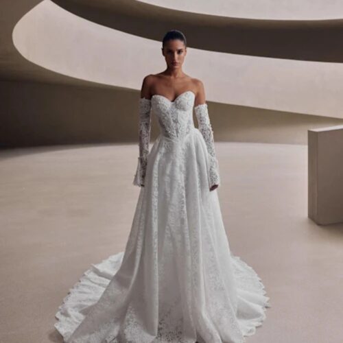 millanova-prima-forma-calivora-strascico-lungo Abito da sposa Milla Nova Prima Forma Calivora
