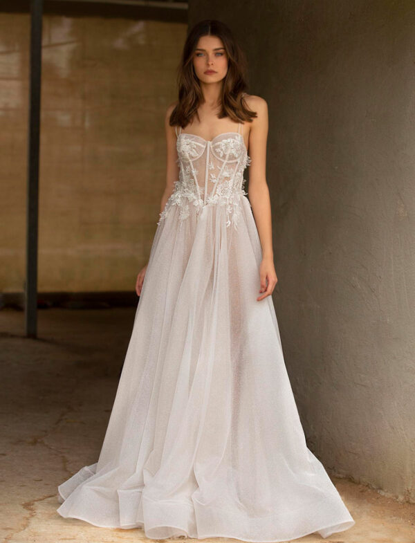muse-by-berta-kendall-23-32 Abito da sposa Muse by Berta Kendall 23-32