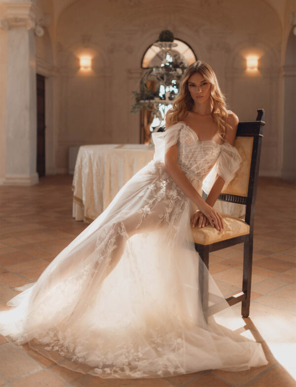 muse-by-berta-nelly-2025 Abito da sposa Muse by Berta Nelly 24-135