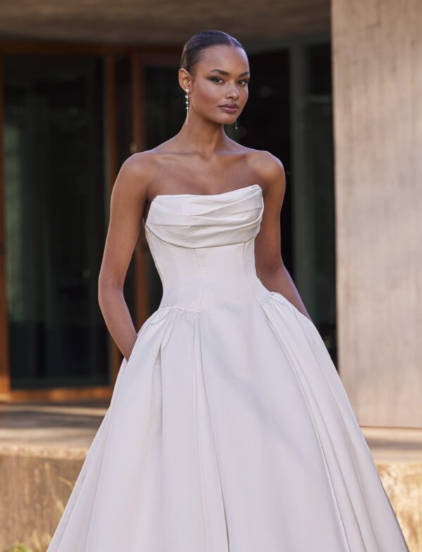PR126AV1.665 Abito da sposa Pronovias Cillian