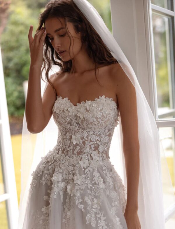 tina-valerdi-2027-bliss-gonna-semitrasparente Abito da sposa Tina Valerdi Bliss