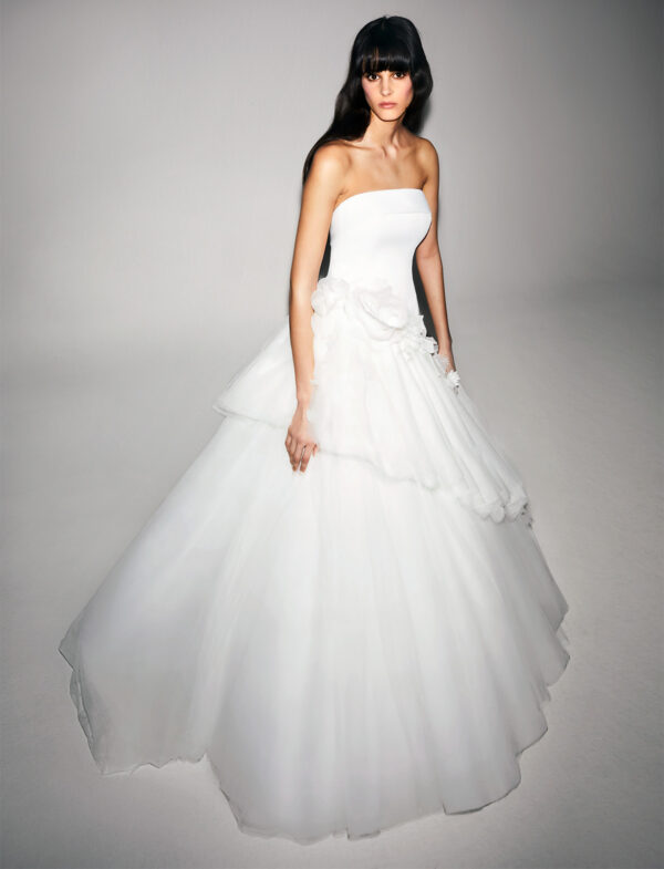 viktor-and-rolf-2023-marriage-vrm325 Abito da sposa Victor and Rolf VRM325
