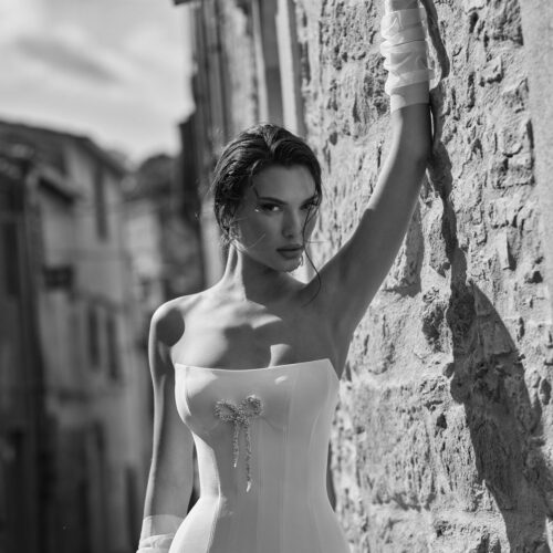 wona-2026-epos-set-corpetto-ricamo-fiocco Abito da sposa Wonà Epos Set