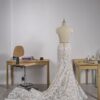 andrea-sedici-asabela-2027-schiena-scoperta Abito da sposa Andrea Sedici Asabela