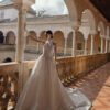berta-couture-26-08-2026-gonna-ampia-petali Abito da sposa Berta 26-08