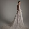 berta-couture-26-109-2027-strascico-pizzo Abito da sposa Berta 26-109