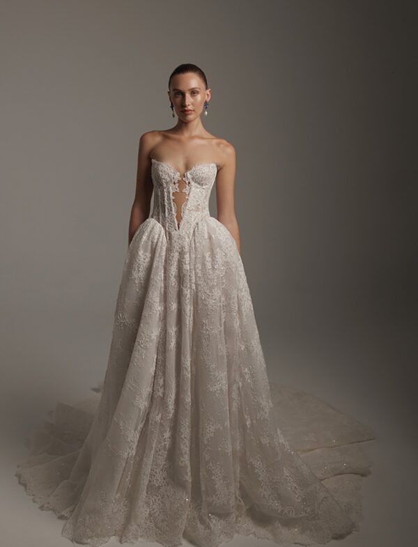berta-couture-26-110-2027-scollatura-profonda-pizzo Abito da sposa Berta 26-110
