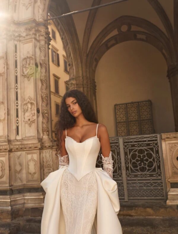 millanova-d'art-avenelle-2027-gonna-pizzo Abito da sposa Milla Nova D'Art Avenelle