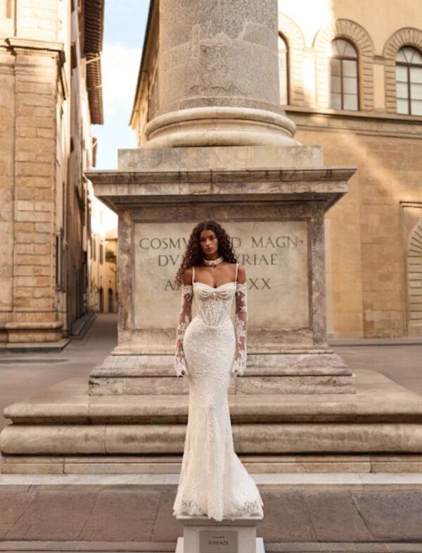 millanova-d'art-botticella-2027-pizzo-semitrasparente Abito da sposa Milla Nova D'Art Botticella