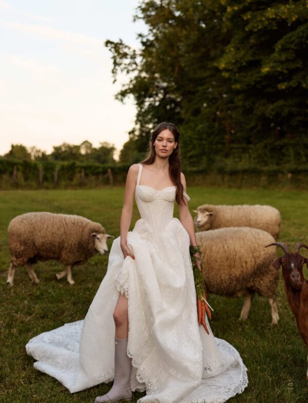 millanova-le-maison-rose-2027-elisora Abito da sposa Milla Nova Le Maison Rose Elisora