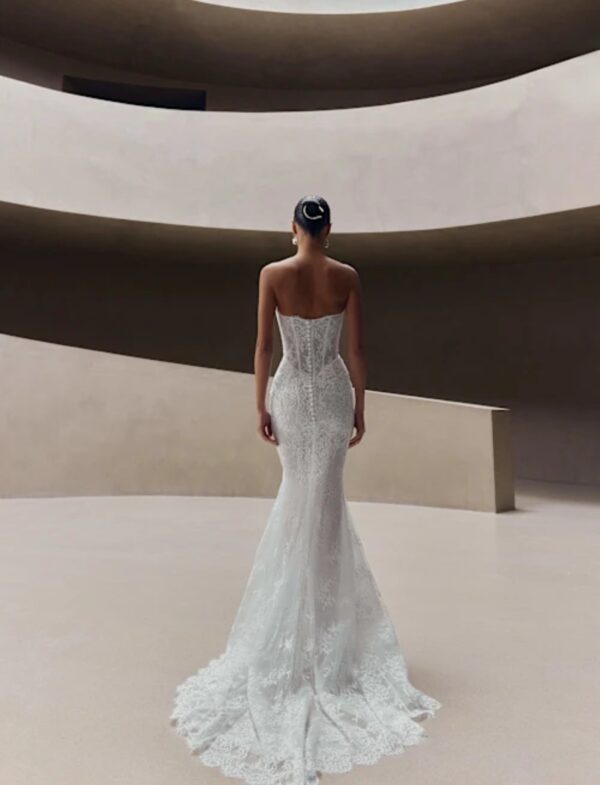 Abito da sposa Milla Nova Prima Forma Azirine