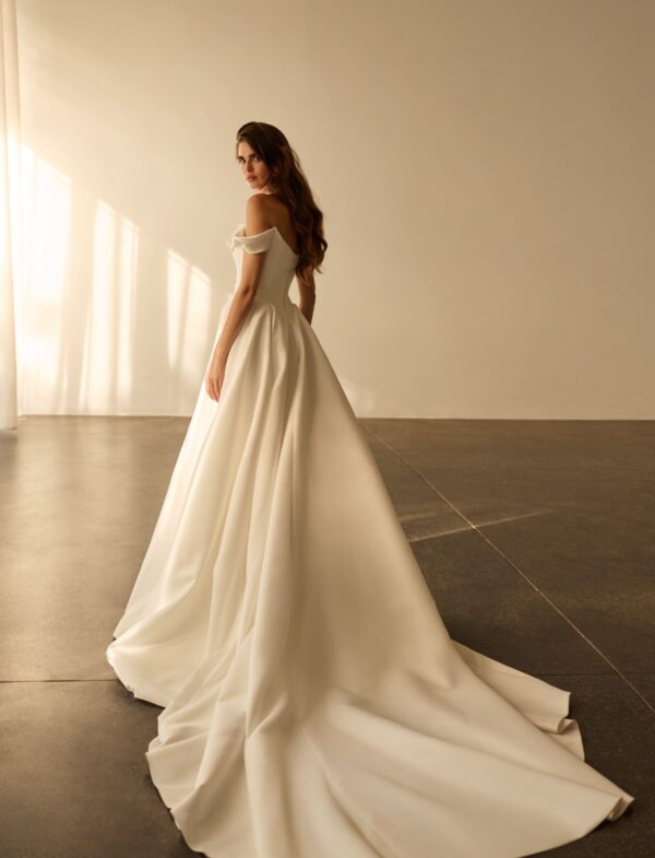 Abito da sposa Milla Nova Set in Momento Grace