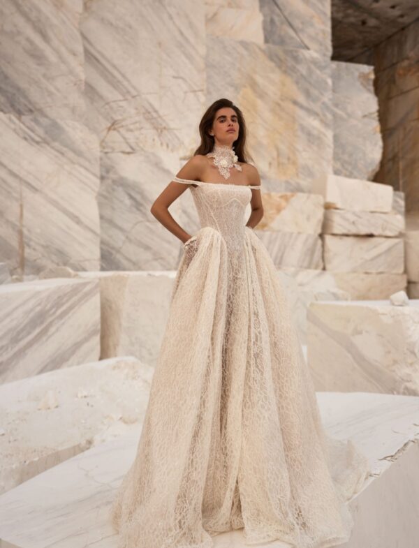 millanova-set-in-momento-katharine-2027-gonna-voluminosa Abito da sposa Milla Nova Set in Momento Katharine
