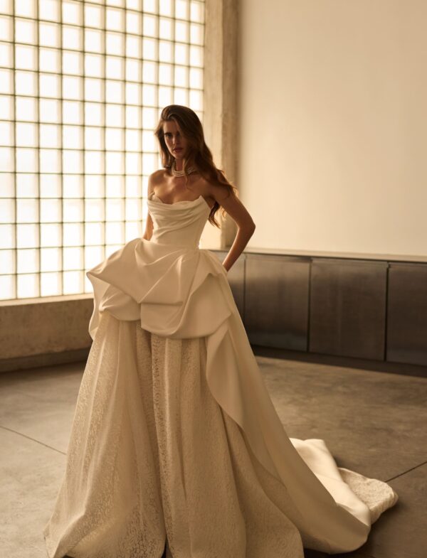millanova-set-in-momento-lady-di-2027-gonna-voluminosa Abito da sposa Milla Nova Set in Momento Lady Di