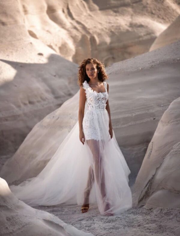 millanova-white-and-lace-2027-joy-pizzo-floreale Abito da sposa Milla Nova White and Lace Joy 2027