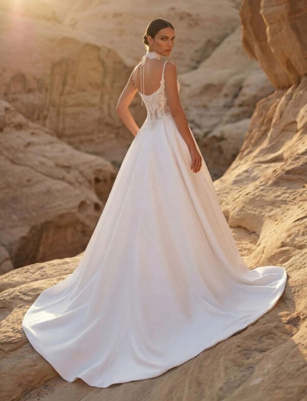 pronovias-2027-alivy-gonna-lunga- Abito da sposa Pronovias Alivy