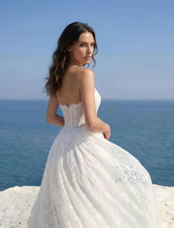 pronovias-2027-azrin-corpetto-steccato Abito da sposa Pronovias Azrin