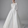 pronovias-2027-cammi-copribraccia-elegante Abito da sposa Pronovias Cammi