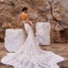pronovias-2027-wonia-pizzo-ricamato Abito da sposa Pronovias Wonia