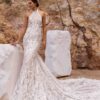 pronovias-2027-wonia-strascico-lungo Abito da sposa Pronovias Wonia