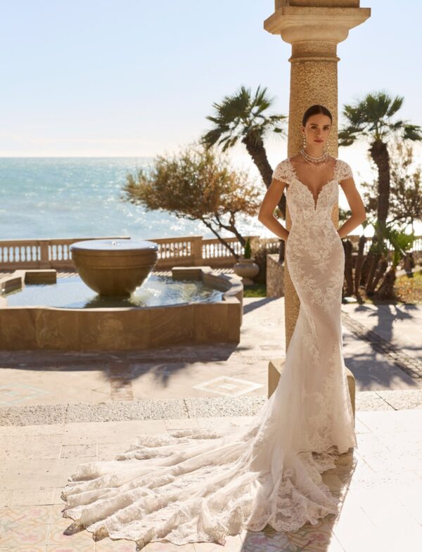 rosa-clarà-luna-novias-fado-2027-abito-stretto Abito da sposa Rosa Clarà Fado