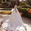 tina-valerdi-2027-alvara-gonna-voluminosa Abito da sposa Tina Valerdi Alvara