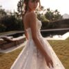 tina-valerdi-2027-lana-ricami-pizzo-floreale Abito da sposa Tina Valerdi Lana