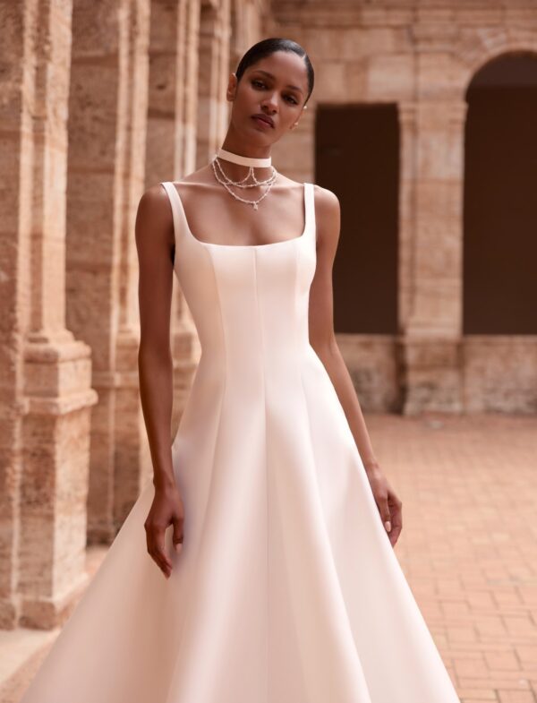 tina-valerdi-tivara-2027-dettagli-eleganti Abito da sposa Tina Valerdi Tivara