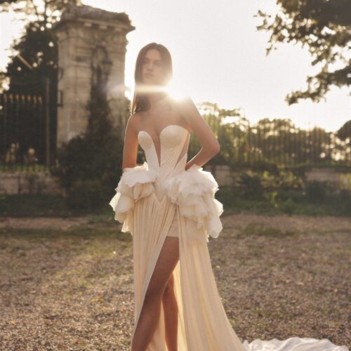 wonà-armin-2027-spacco-alto Abito da sposa Wonà Armin