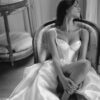 wonà-carvel-2027-elegante Abito da sposa Wonà Carvel