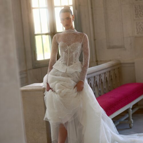 wonà-margaret-2027-corpetto-pizzo Abito da sposa Wonà Margaret
