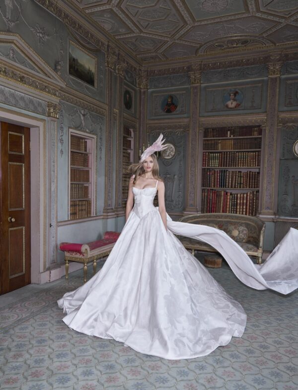 galia-lahav-roya-2027-spalle-scoperte Abito da sposa Galia Lahav Roya